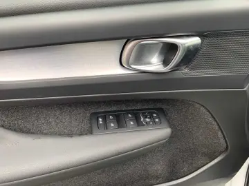 VOLVO XC40 T2 Core