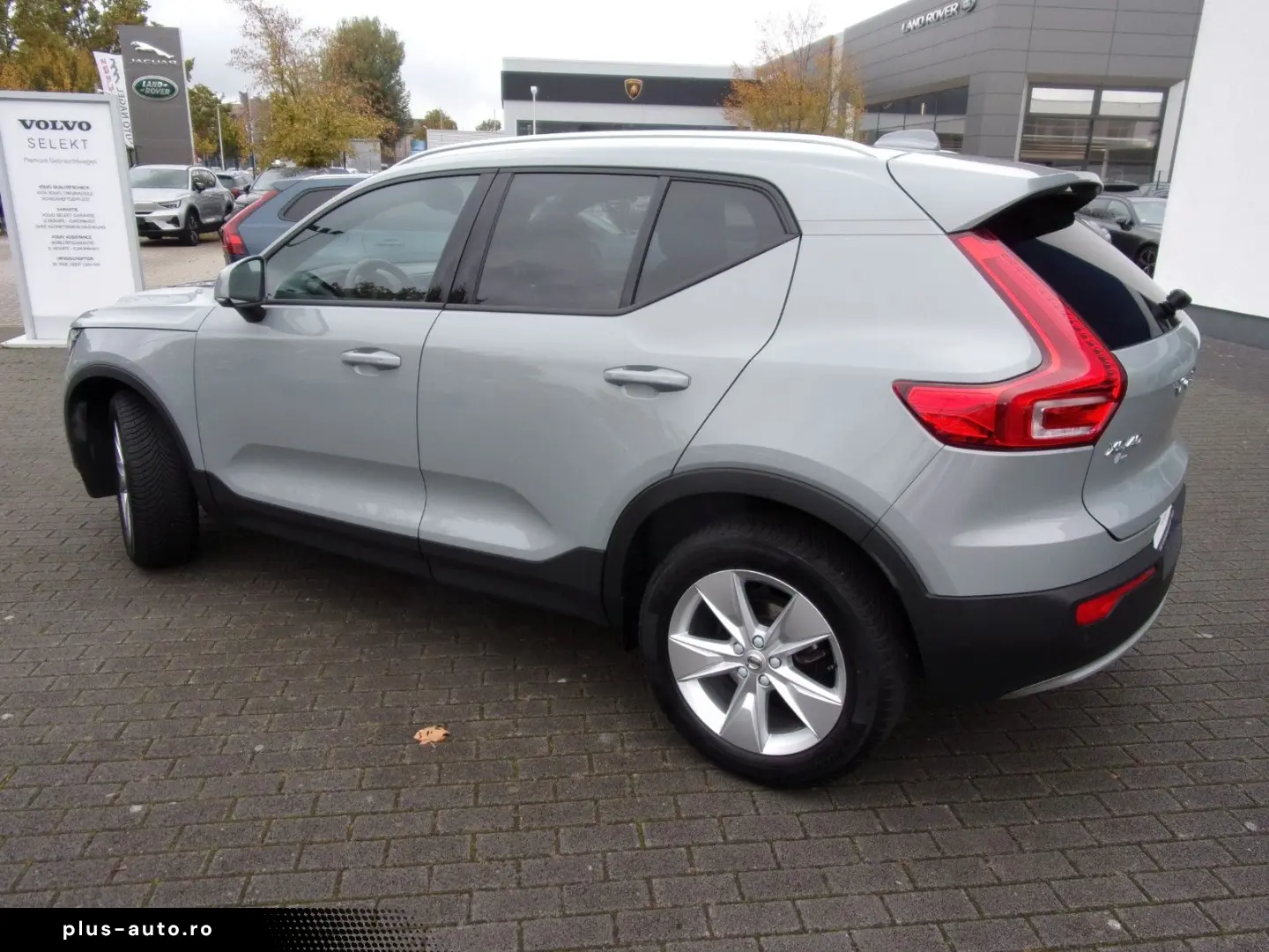VOLVO XC 40 T2 Core 2WD