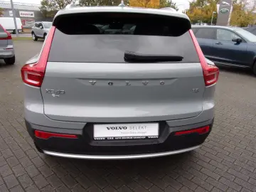 VOLVO XC 40 T2 Core 2WD
