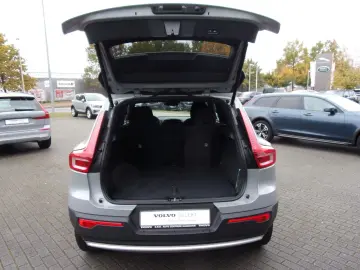 VOLVO XC 40 T2 Core 2WD