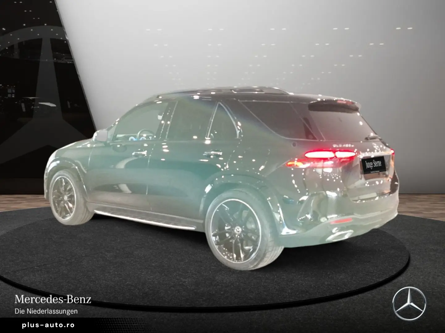 MERCEDES-BENZ GLE 400 e 4M AMG Adv  Night 22  Pano A&hellip;