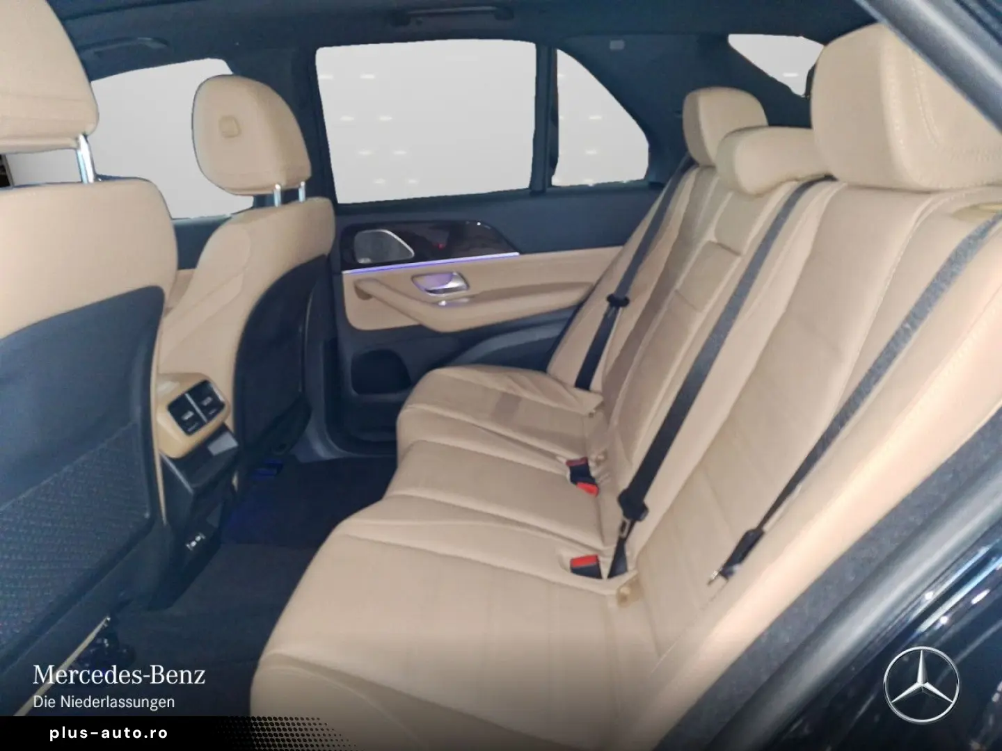 MERCEDES-BENZ GLE 400 e 4M AMG Adv  Night 22  Pano A&hellip;