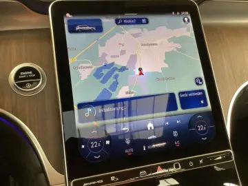 MERCEDES-BENZ AMG GLC 43 4M AMG Premium Digital HUD