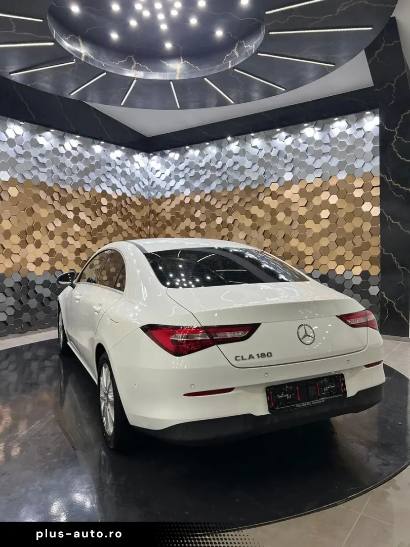 MERCEDES-BENZ CLA 180  Ambiente-B Navi Digitaler Tacho MBUX