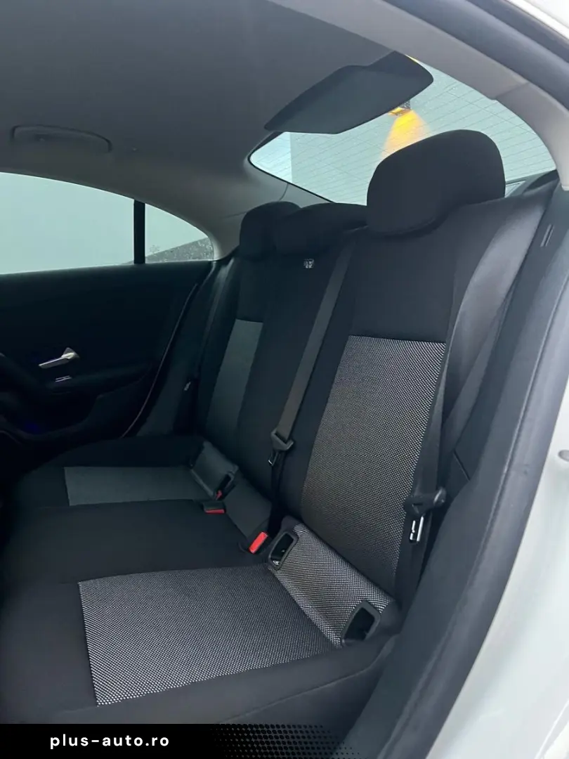 MERCEDES-BENZ CLA 180  Ambiente-B Navi Digitaler Tacho MBUX