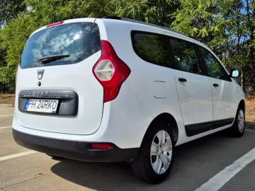 Dacia Lodgy 1.6 SCe Laureate