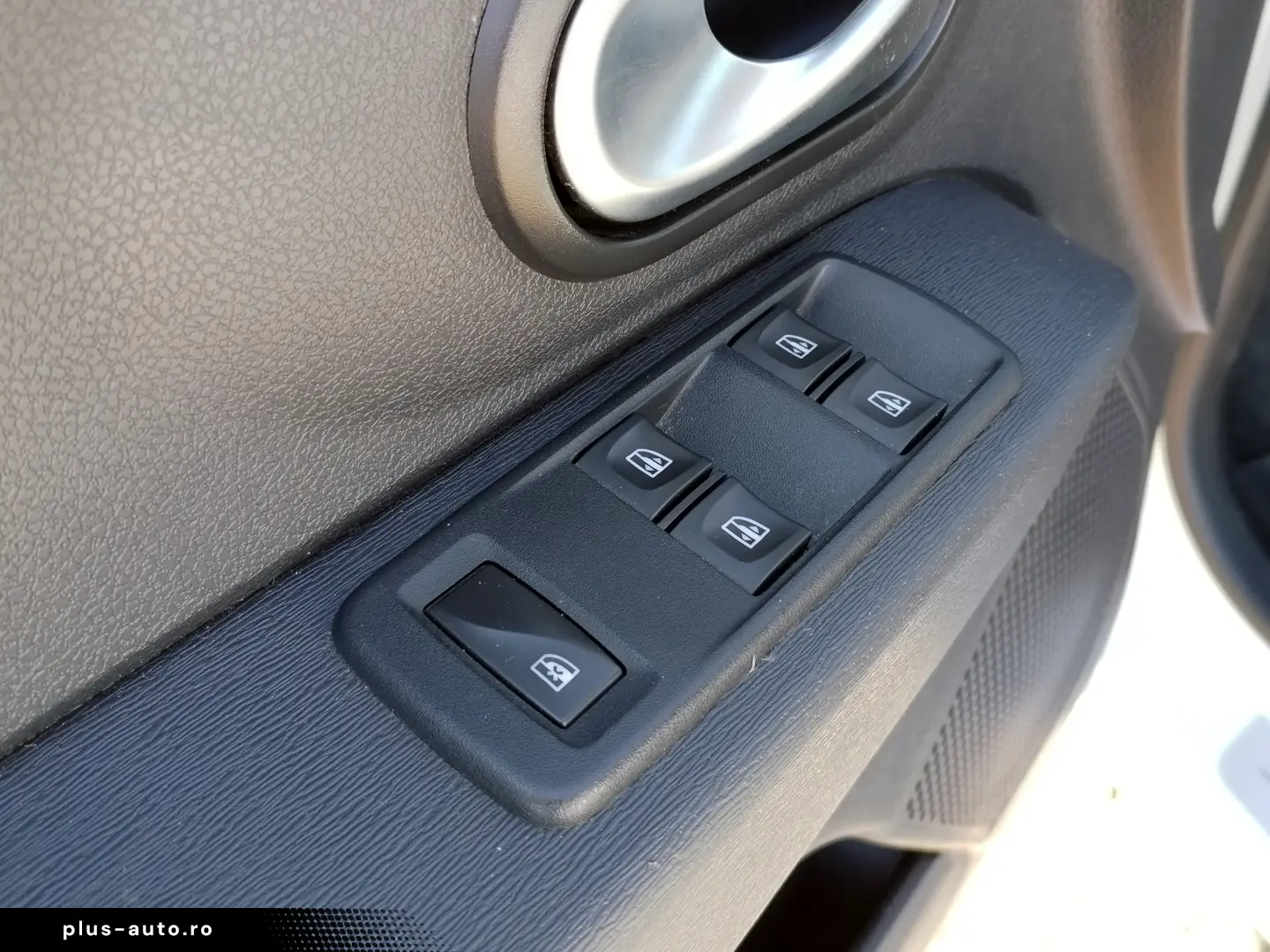 Dacia Lodgy 1.6 SCe Laureate