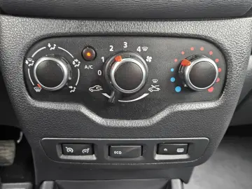 Dacia Lodgy 1.6 SCe Laureate