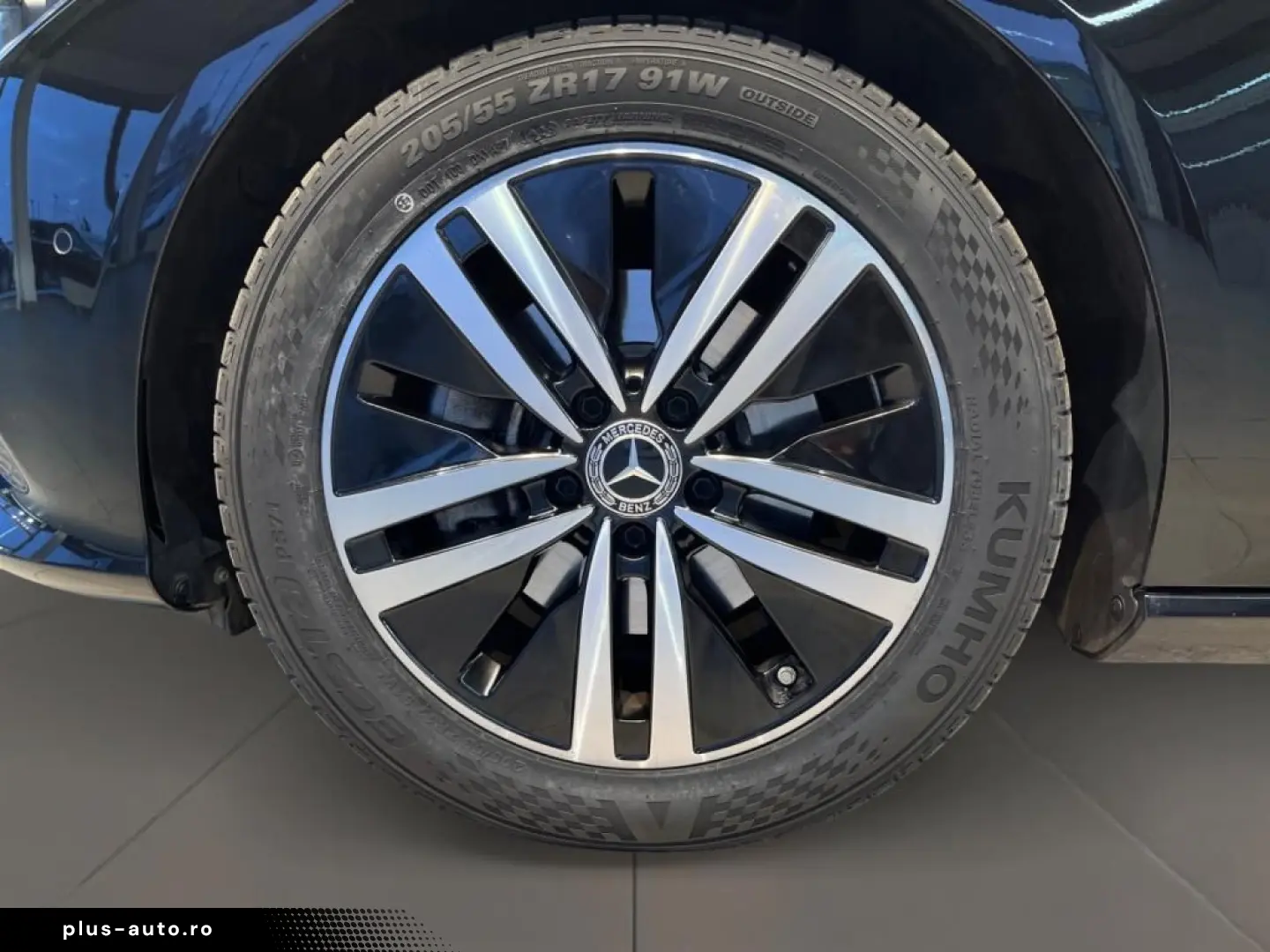 MERCEDES-BENZ CLA 180 d Coupe MBUX LED Navi AUT PTS SHZ