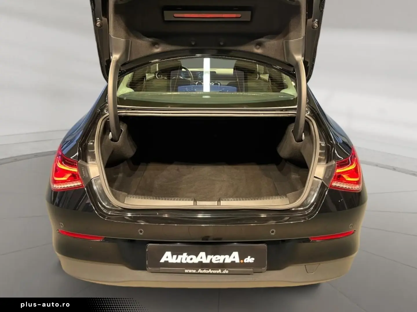 MERCEDES-BENZ CLA 180 d Coupe MBUX LED Navi AUT PTS SHZ