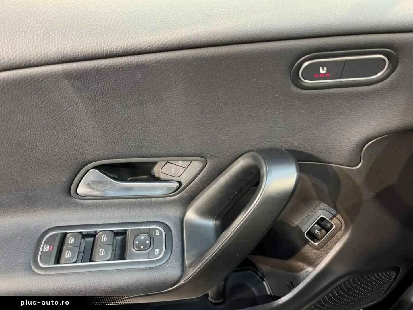 MERCEDES-BENZ CLA 180 d Coupe MBUX LED Navi AUT PTS SHZ