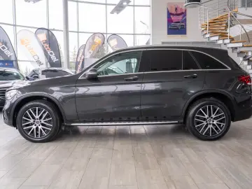 Mercedes-Benz GLC 300 de 4MATIC 9G-TRONIC