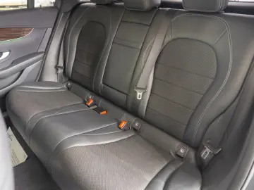 Mercedes-Benz GLC 300 de 4MATIC 9G-TRONIC