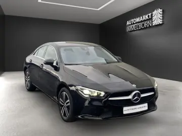 MERCEDES-BENZ CLA 250 e Kamera LED DigTacho Navi Leder DAB