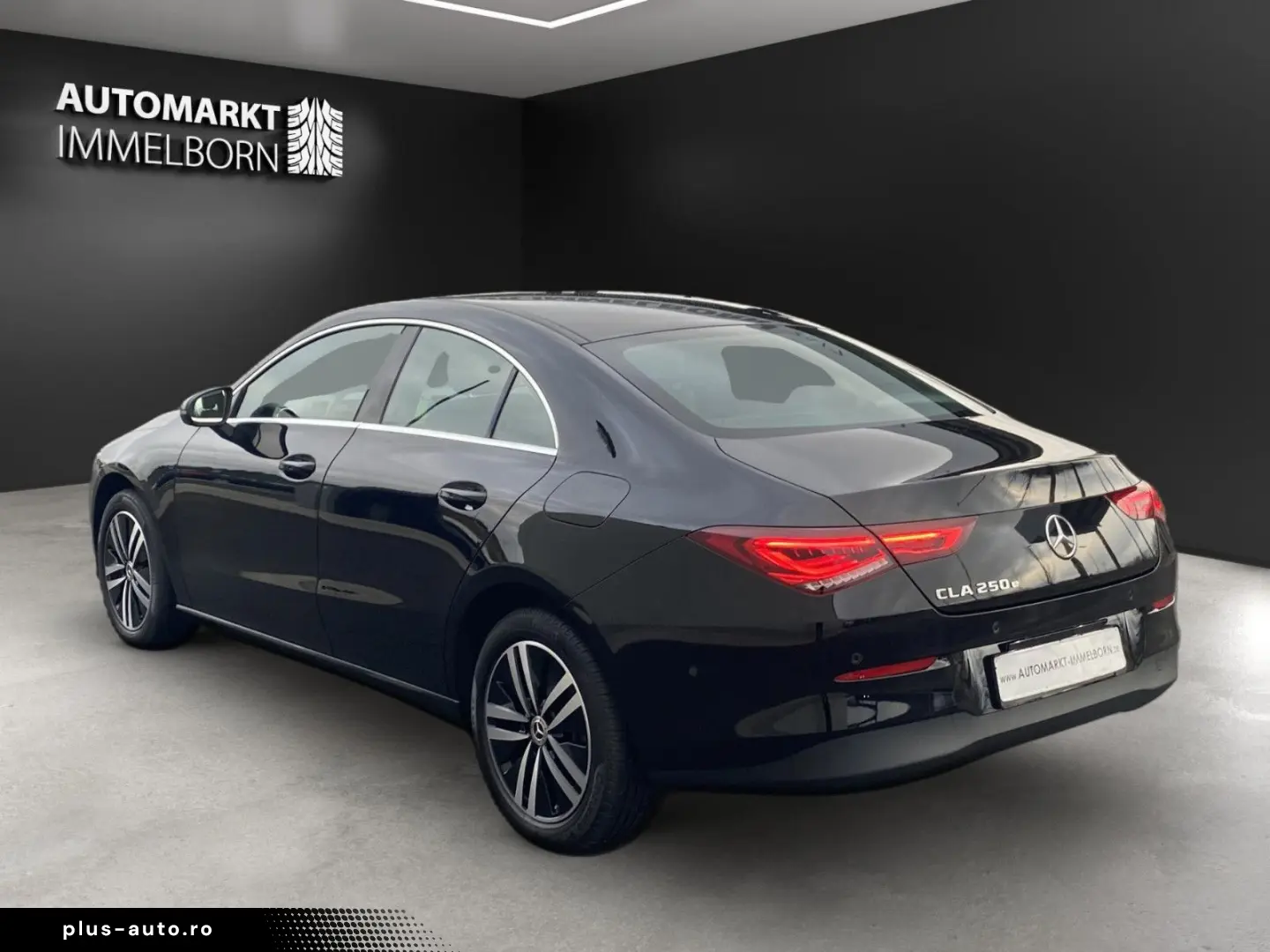 MERCEDES-BENZ CLA 250 e Kamera LED DigTacho Navi Leder DAB