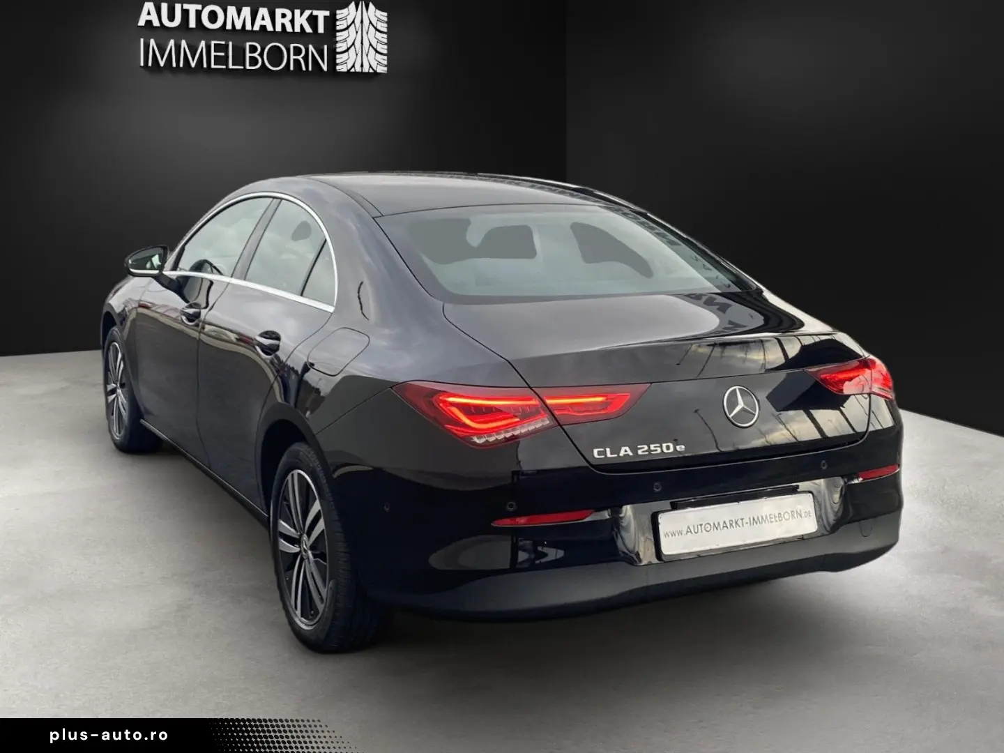 MERCEDES-BENZ CLA 250 e Kamera LED DigTacho Navi Leder DAB