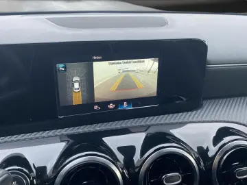 MERCEDES-BENZ CLA 250 e Kamera LED DigTacho Navi Leder DAB