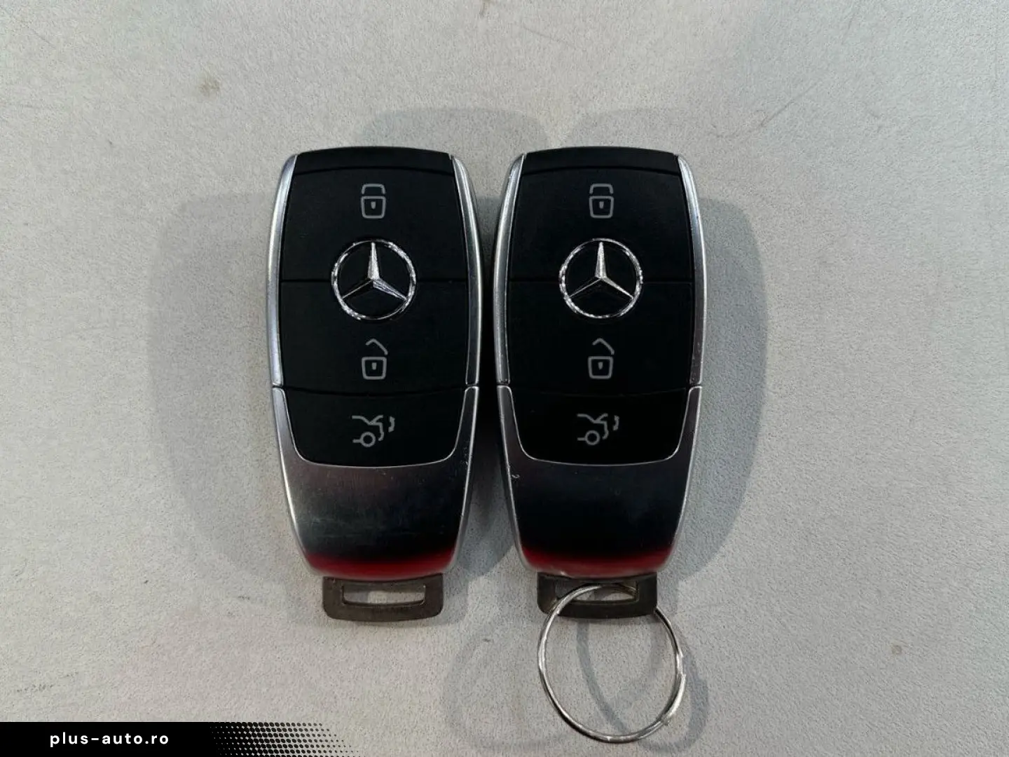 MERCEDES-BENZ CLA 250 e Kamera LED DigTacho Navi Leder DAB
