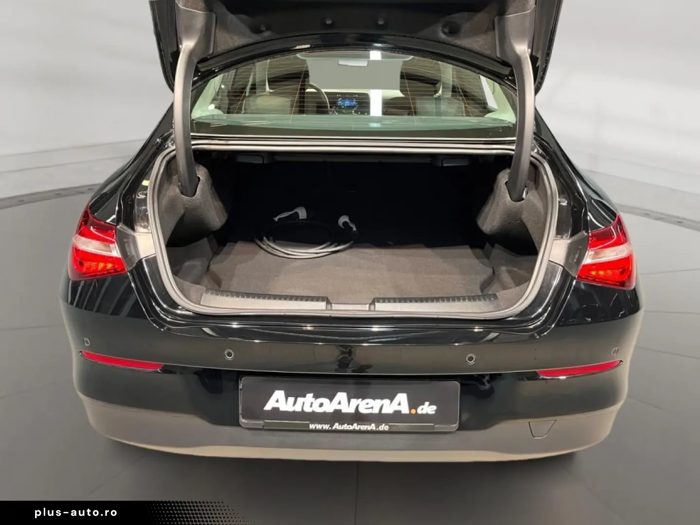 MERCEDES-BENZ CLA 250 e Coupe MBUX Navi AUT PTS Park-Assist