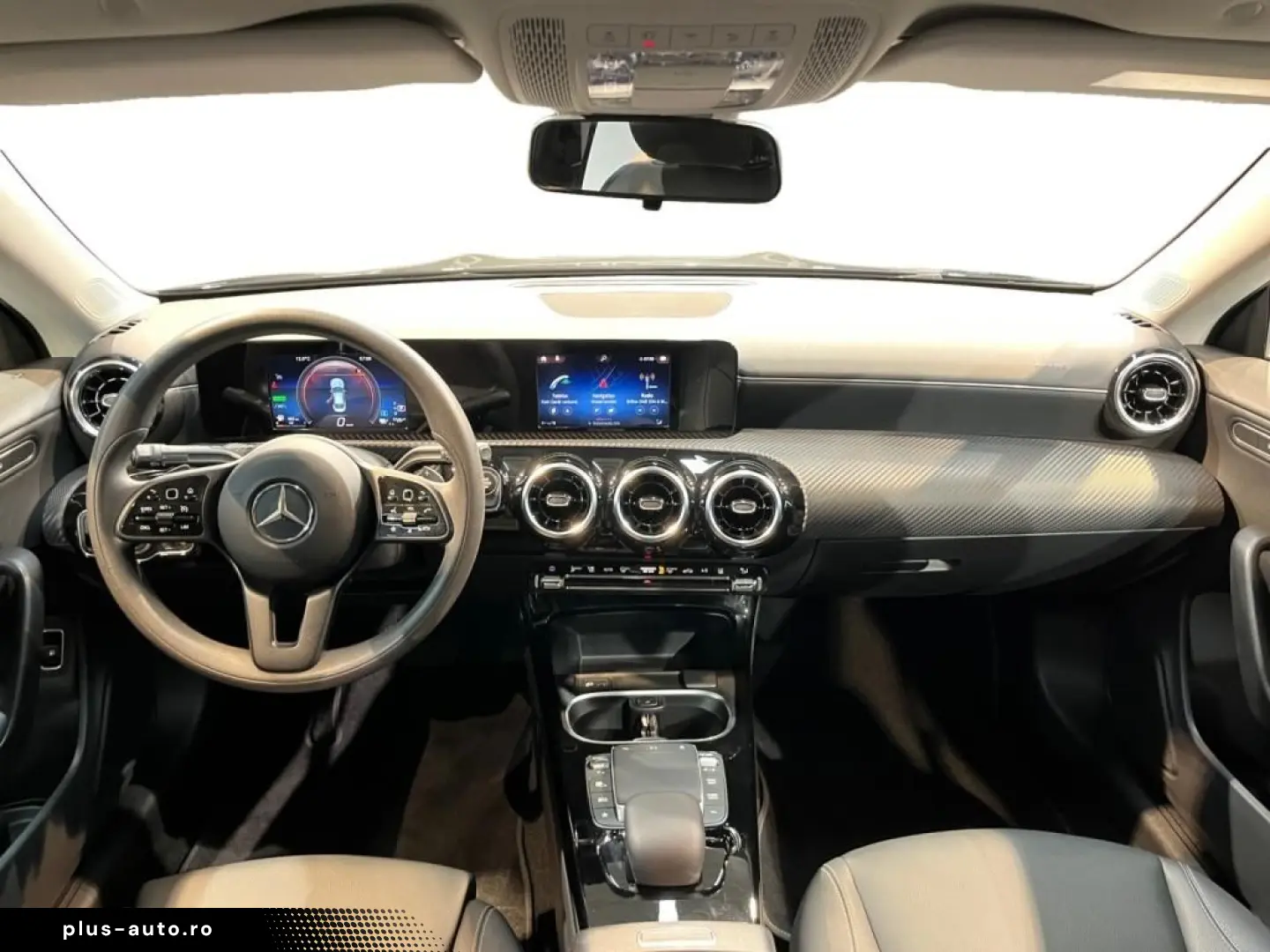 MERCEDES-BENZ CLA 250 e Coupe MBUX Navi AUT PTS Park-Assist