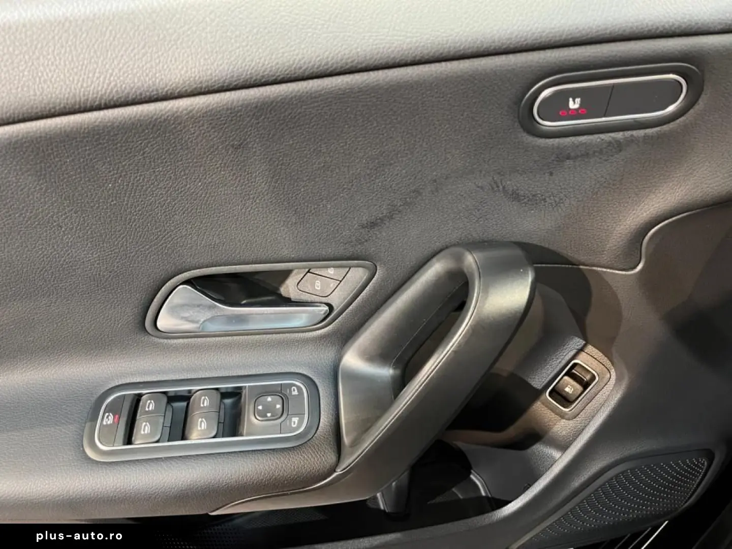 MERCEDES-BENZ CLA 250 e Coupe MBUX Navi AUT PTS Park-Assist