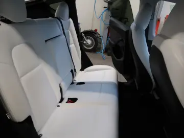 TESLA Model Y Performance Dual AWD