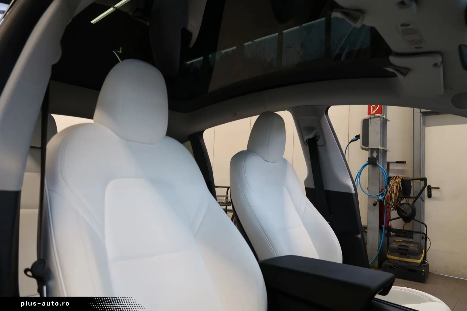 TESLA Model Y Performance Dual AWD