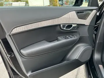 VOLVO XC90 T8 AWD Recharge Ultimate Dark