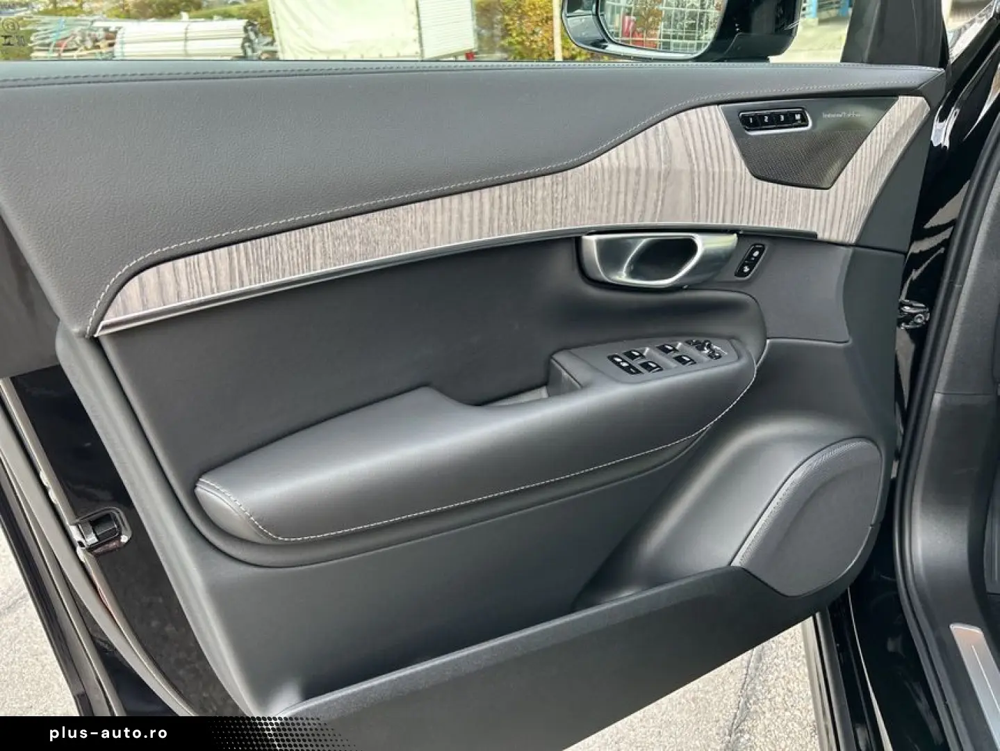 VOLVO XC90 T8 AWD Recharge Ultimate Dark