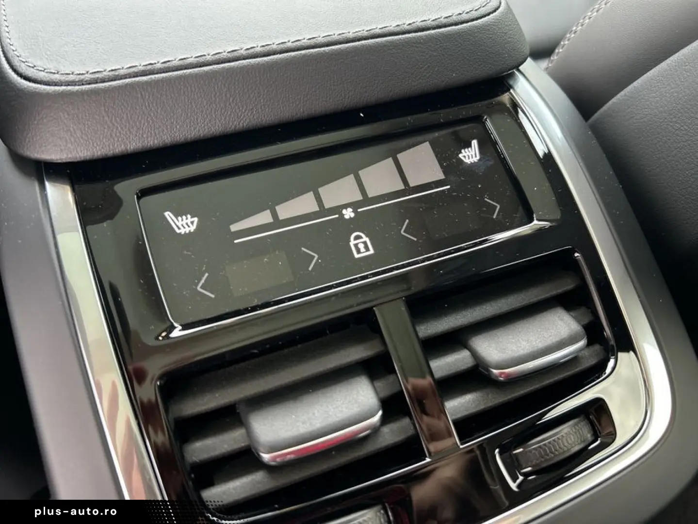 VOLVO XC90 T8 AWD Recharge Ultimate Dark