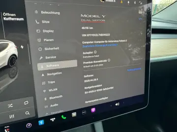 TESLA Model Y Performance AWD