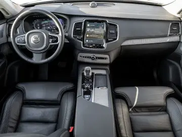 VOLVO XC90 T8 Ultra Dark Recharge AWD HUD AKTIVSITZE