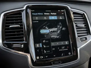 VOLVO XC90 T8 Ultra Dark Recharge AWD HUD AKTIVSITZE