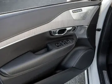 VOLVO XC90 T8 Ultra Dark Recharge AWD HUD AKTIVSITZE