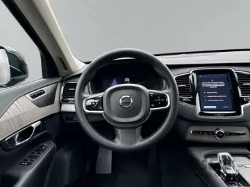 VOLVO XC90 T8 Recharge Plus Bright 7-Sitzer 360Grad Se
