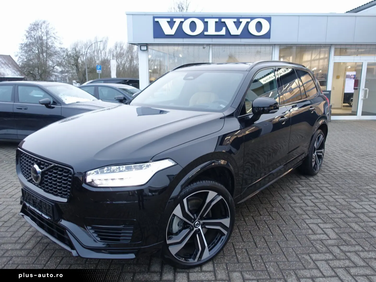 VOLVO XC90 T8 AWD Ultra Dark PANO HUD FOUR-C 360 B&W