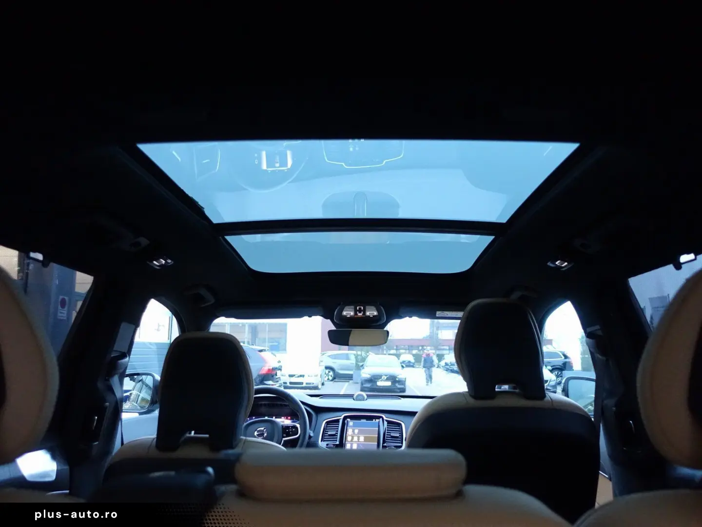 VOLVO XC90 T8 AWD Ultra Dark PANO HUD FOUR-C 360 B&W