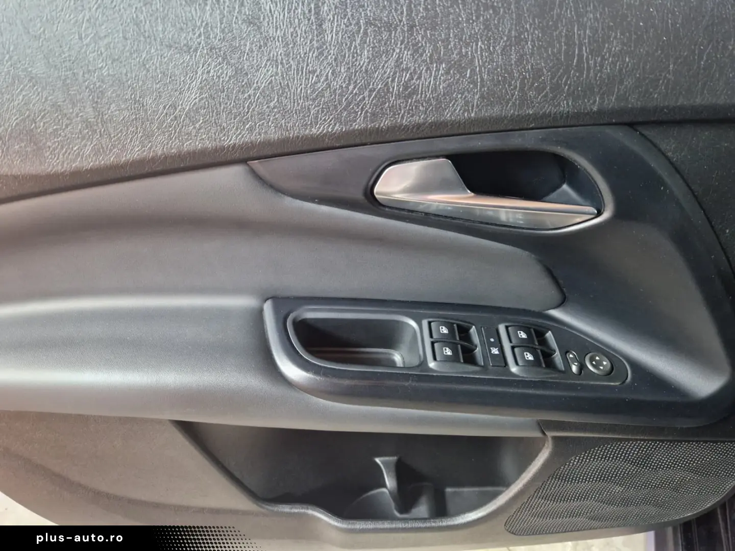 FIAT TIPO CROSS 1.0i 10CP