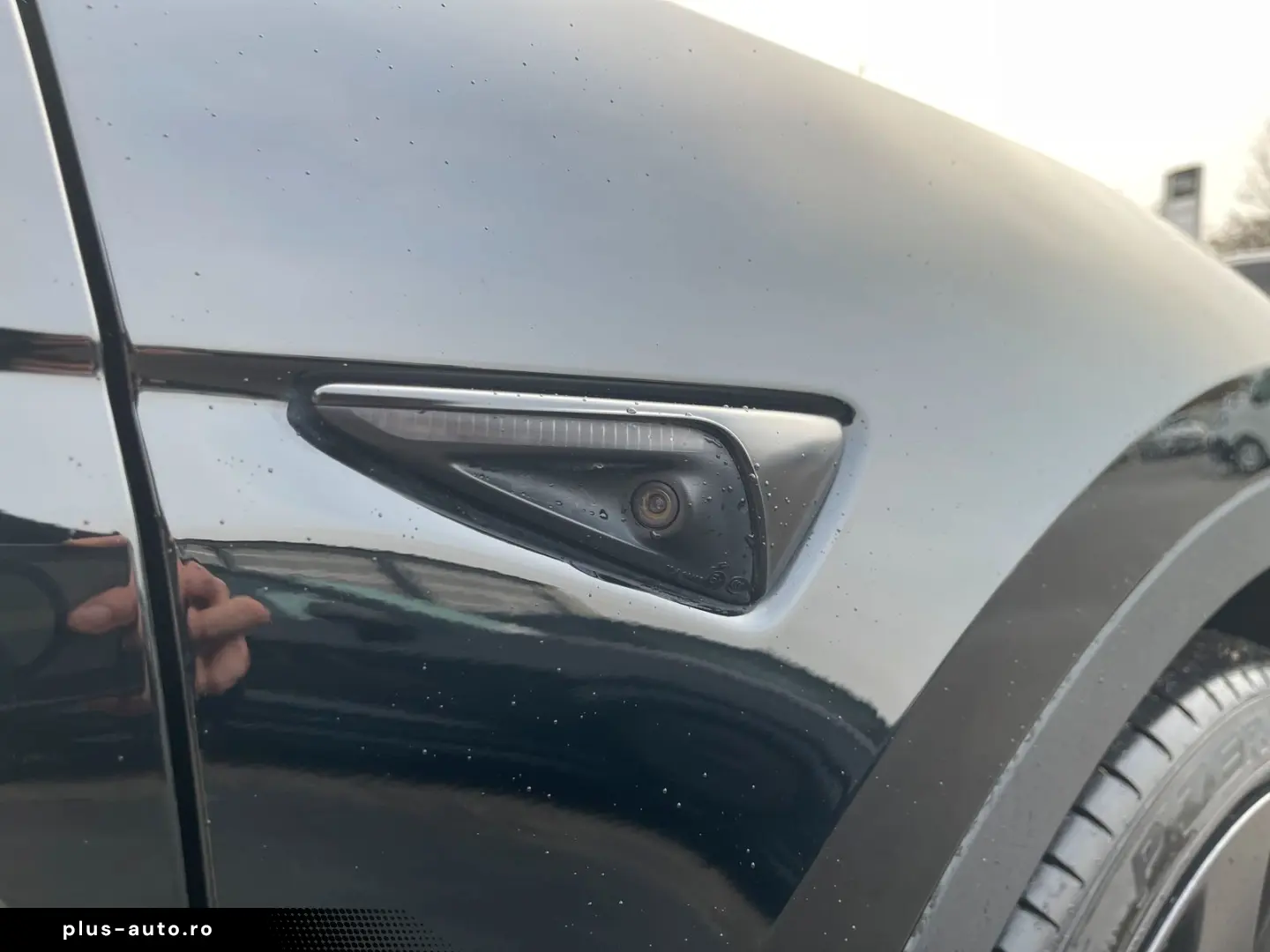 TESLA Model Y Performance Long Range