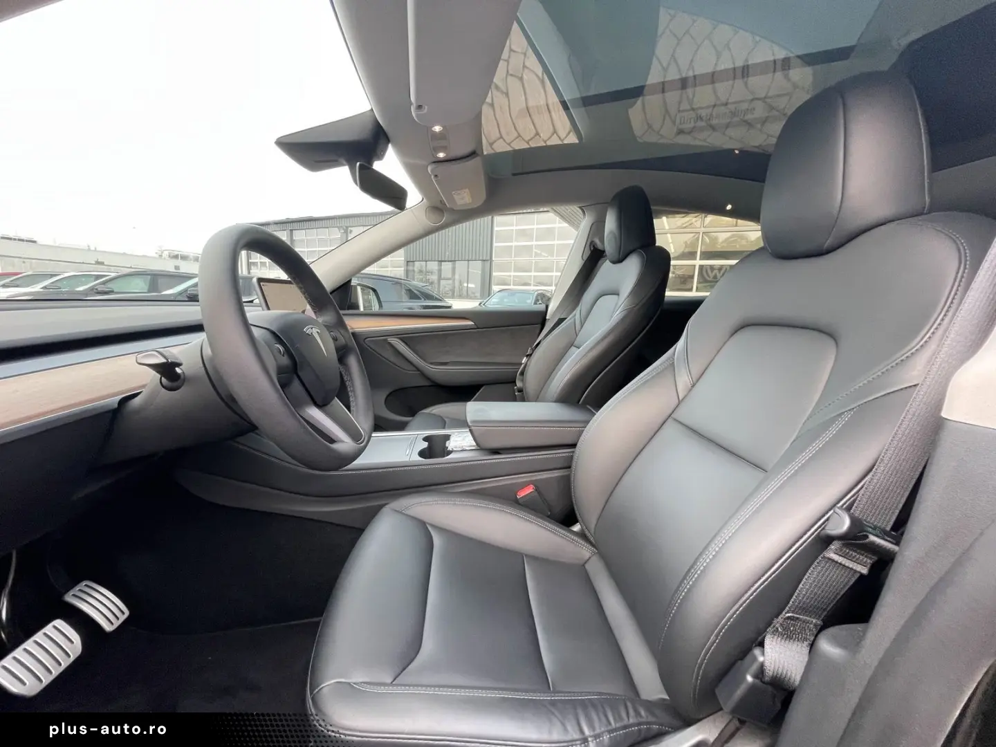 TESLA Model Y Performance Long Range