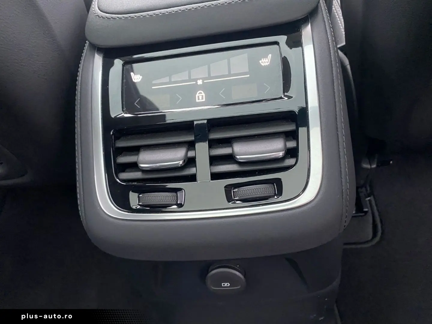 VOLVO XC90 T8 Ultra Dark AWD PHEV AHK Memory Bowers &