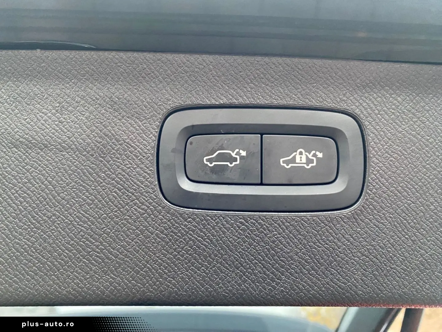 VOLVO XC90 T8 Ultra Dark AWD PHEV AHK Memory Bowers &