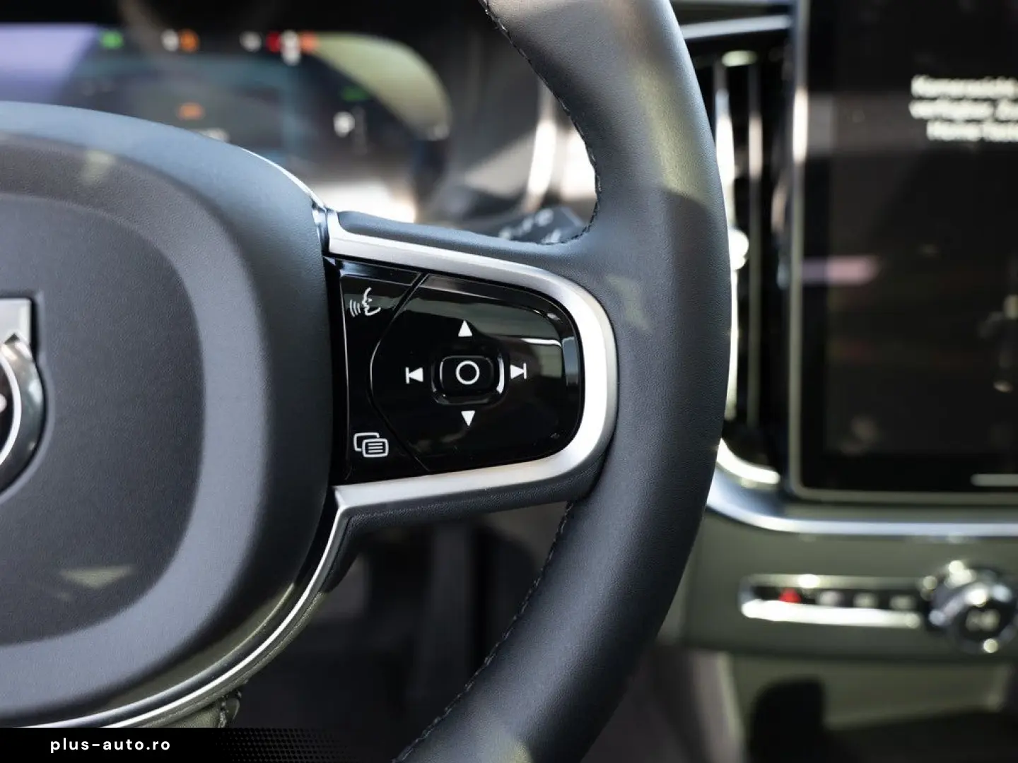 VOLVO XC90 2.0 Ultra Dark Recharge Plug-In Hybrid AWD