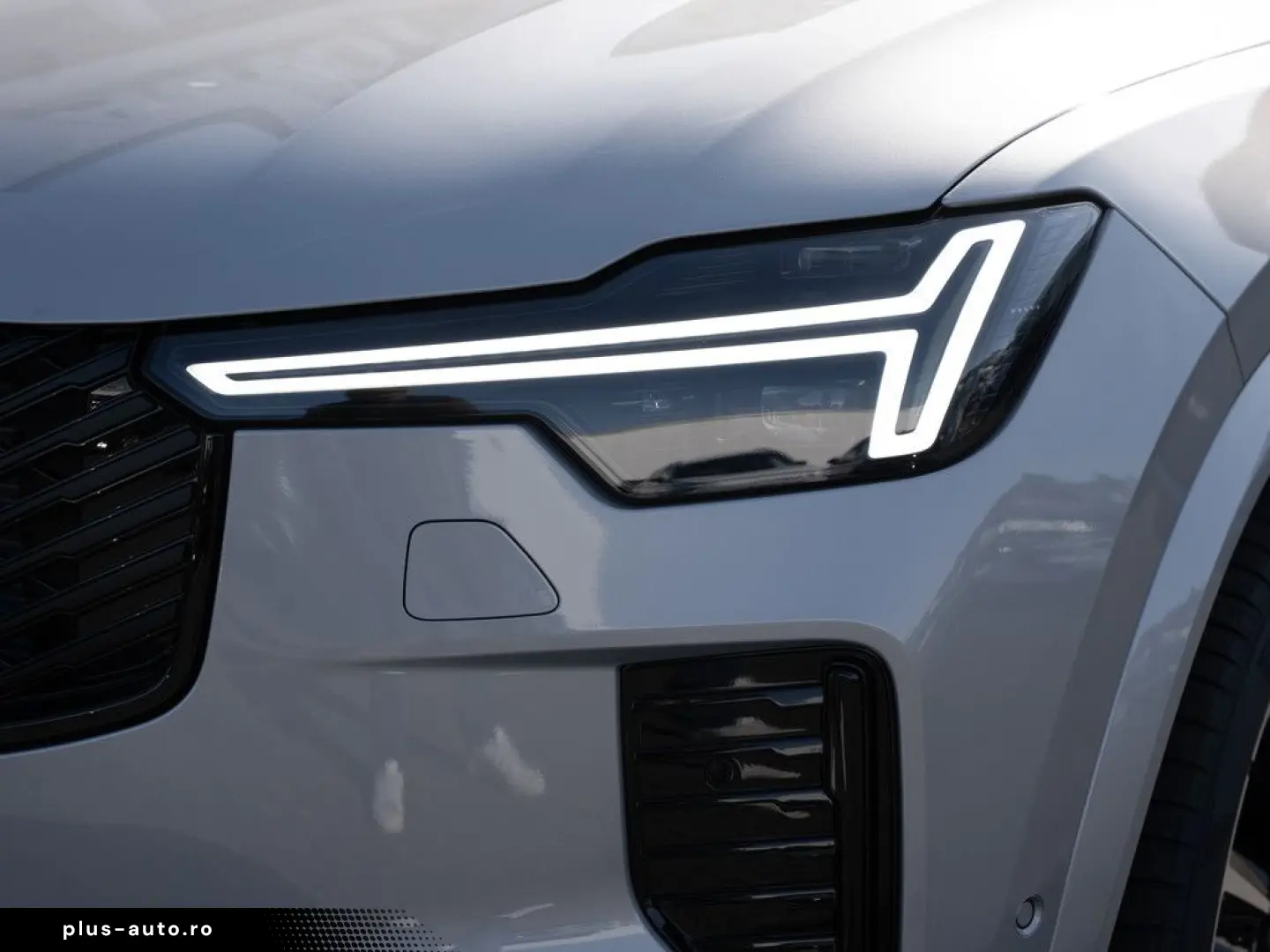 VOLVO XC90 2.0 Ultra Dark Recharge Plug-In Hybrid AWD