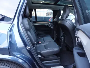 VOLVO XC90 T8 AWD Dark Plug-in Hybrid AHK FourC Pano