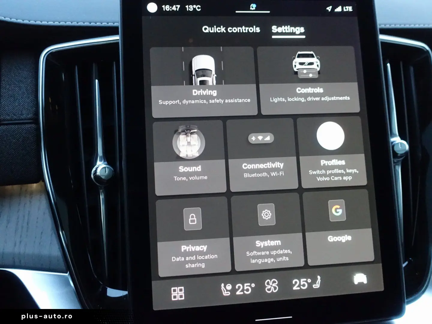 VOLVO XC90 T8 AWD Dark Plug-in Hybrid AHK FourC Pano