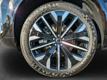 VOLVO XC90 T8 AWD Plug-in Hybrid Plus Dark Sound B&W