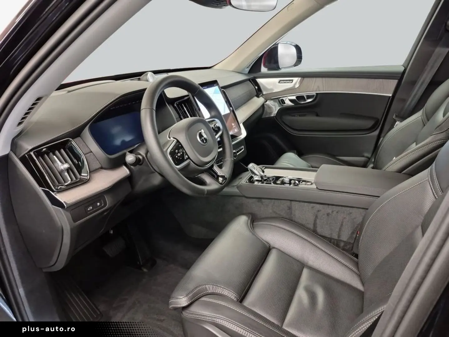 VOLVO XC90 T8 AWD Plug-in Hybrid Plus Dark Sound B&W