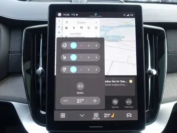 VOLVO XC90 Ultra Dark T8 AWD  PANO HUD FOUR-C B&W