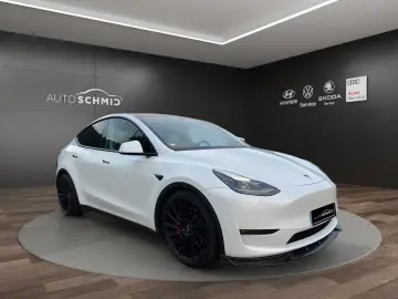 TESLA Model Y Long Range AWD NAVI ACC PANO 21